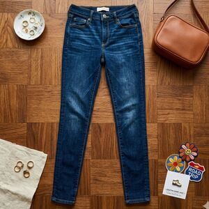 Gap True Skinny Extreme Stretch Medium Dark Wash Skinny Jeans Size 26